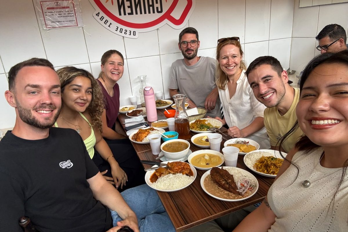 International students and expats sharing lunch in Lima